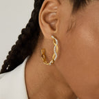 Brincos Elos com Pedras Brilhantes Banhados em Ouro 18k