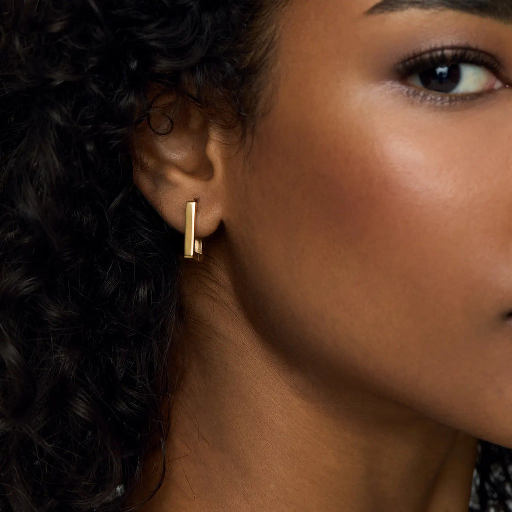 Brincos Retangular Trina Banhados em Ouro 18k