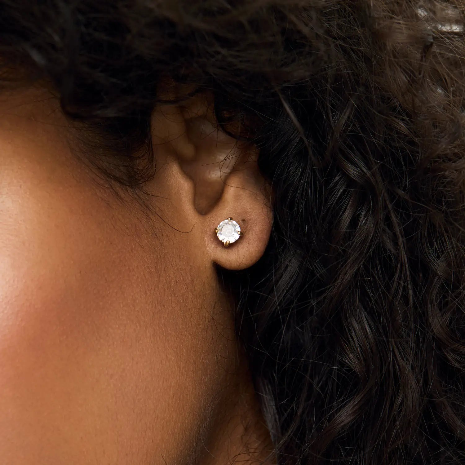 Brincos Solitário 5mm Banhados em Ouro 18k