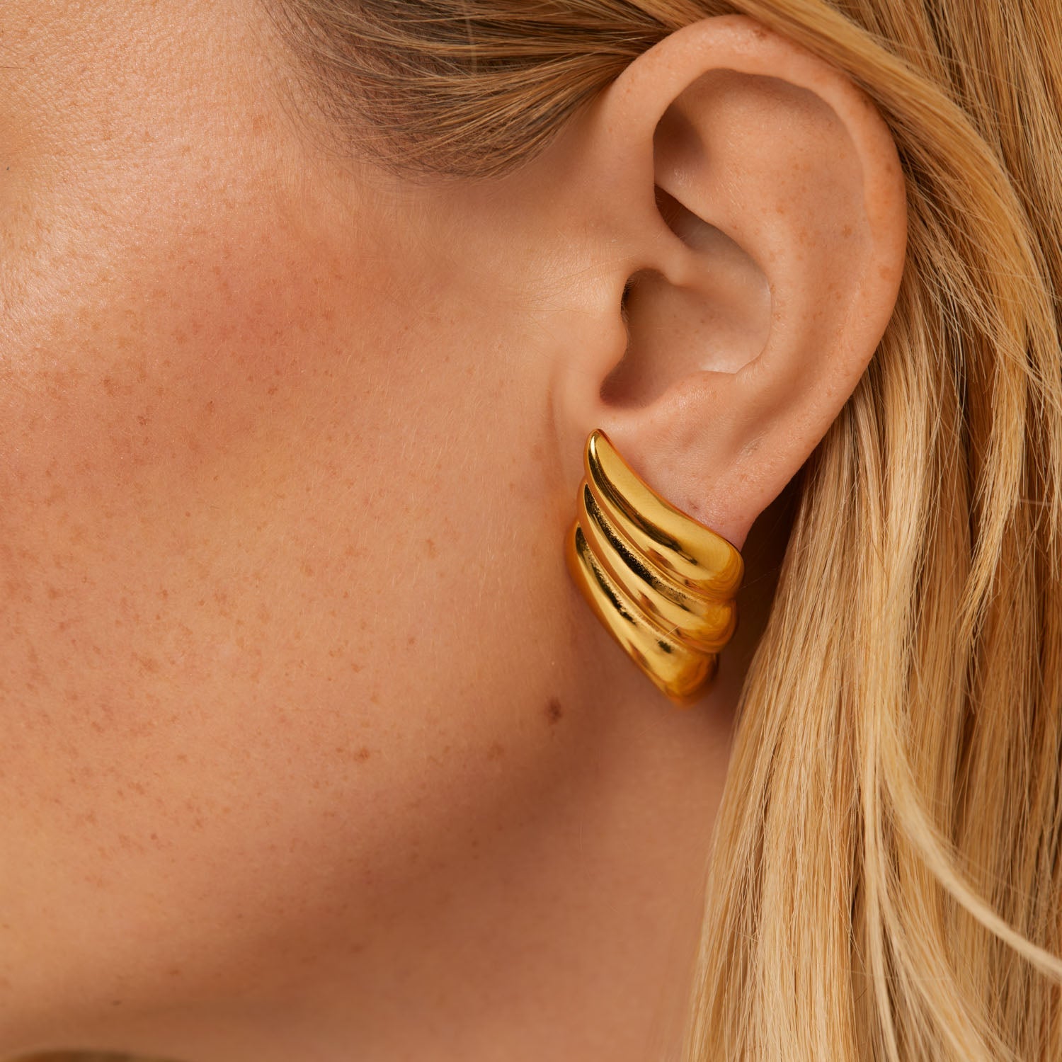 Brincos Viena Banhados em Ouro 18k