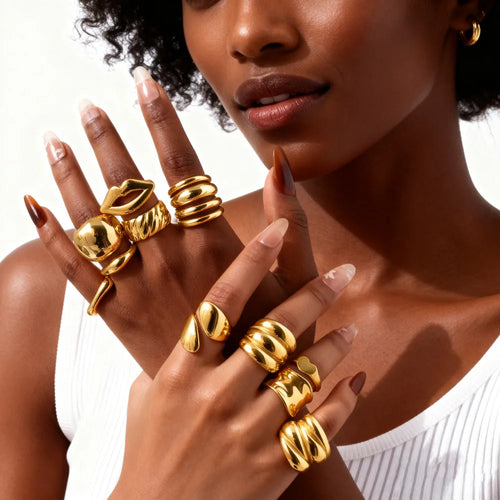 Anel Grosso Geométrico Dourado à Prova D’Água – Aço Inoxidável Banhado a Ouro 18K